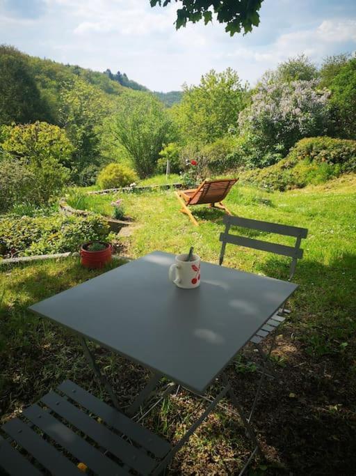 Confortable Maison A La Campagne Les Fougeres Esterno foto